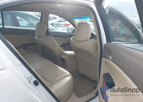 2010 Honda Accord 3.5 Ex-L z USA, uszkodzony, nr VIN 1HGCP3F84AA001043